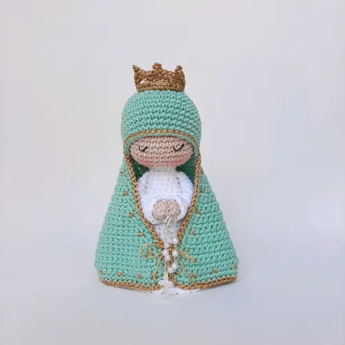 Nossa Senhora de Crochê Amigurumi Santinha