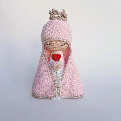 Nossa Senhora de Crochê Amigurumi Santinha