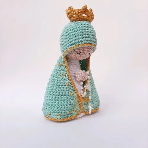 Nossa Senhora de Crochê Amigurumi Santinha