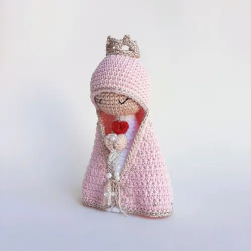 Nossa Senhora de Crochê Amigurumi Santinha