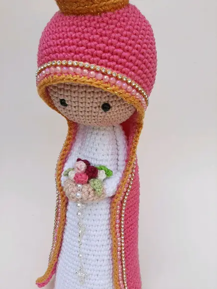 Nossa Senhora de Crochê Amigurumi Santinha