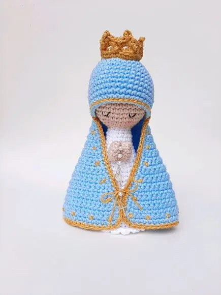 Nossa Senhora de Crochê Amigurumi Santinha