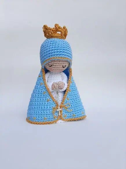 Nossa Senhora de Crochê Amigurumi Santinha