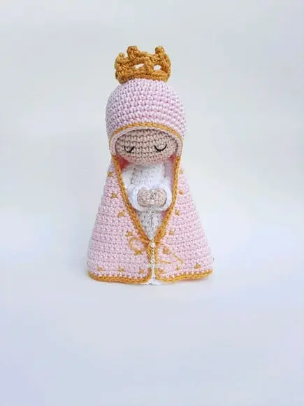 Nossa Senhora de Crochê Amigurumi Santinha