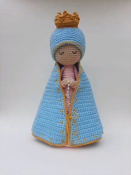 Nossa Senhora de Crochê Amigurumi Santinha