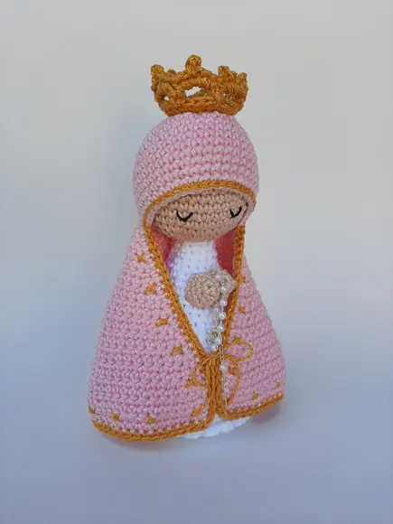 Nossa Senhora de Crochê Amigurumi Santinha