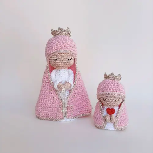 Nossa Senhora e Mini santinha de Crochê Amigurumi