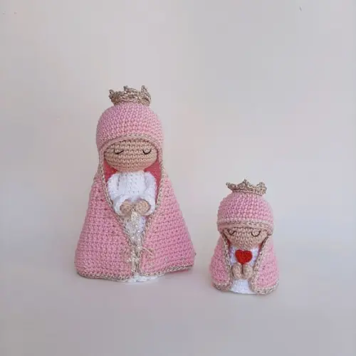 Nossa Senhora e Mini santinha de Crochê Amigurumi