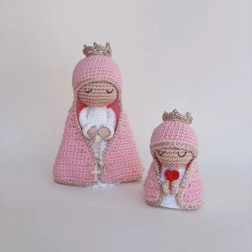 Nossa Senhora e Mini santinha de Crochê Amigurumi