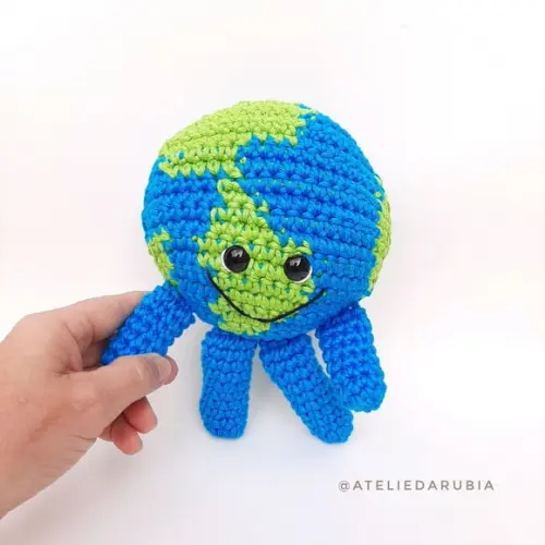 Planeta Terra de Crochê Amigurumi