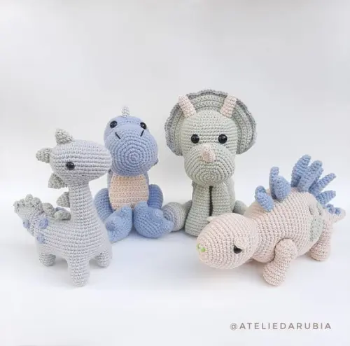 Quarteto Dinossauros de Crochê Amigurumi
