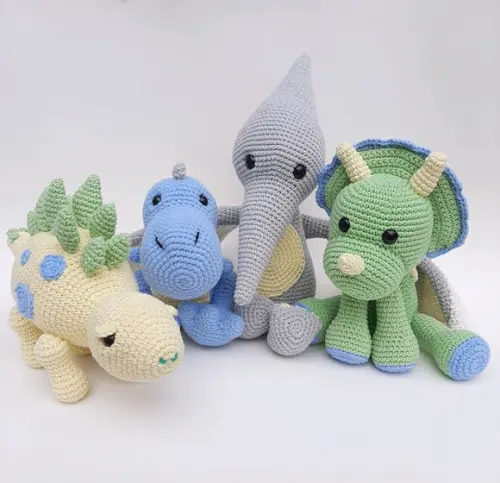 Quarteto Dinossauros de Crochê Amigurumi