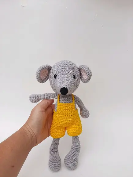 Ratinho Amigurumi de crochê