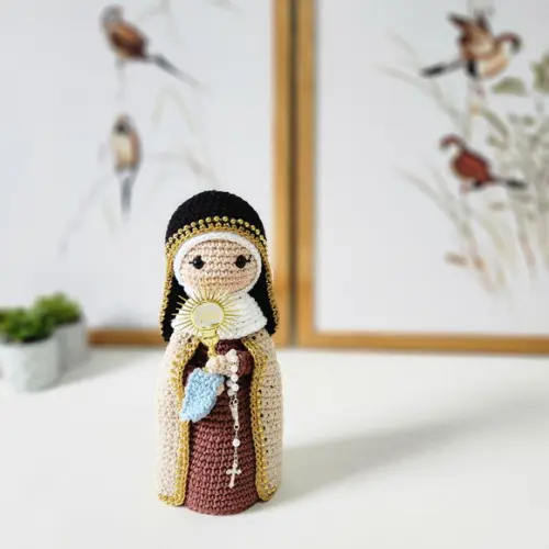 Santa Clara de Assis Crochê Amigurumi