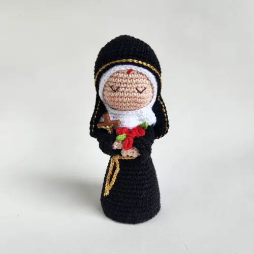 Santa Rita de Cássia Crochê Amigurumi