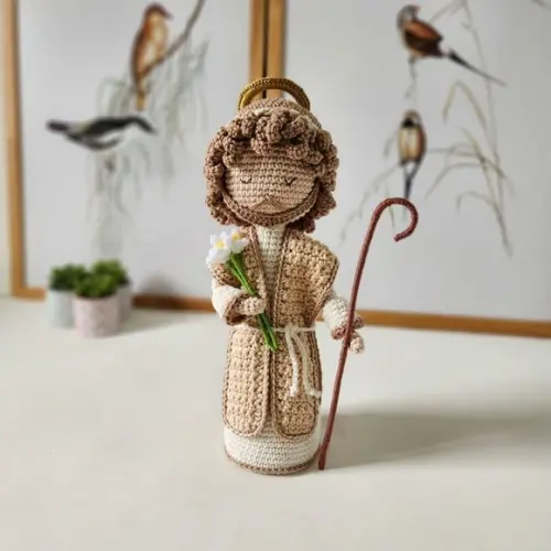 São José Amigurumi Crochê