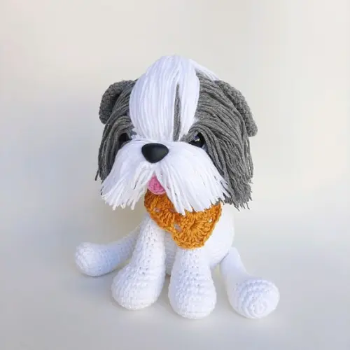 Shihtzu Cãozinho de Crochê Amigurumi