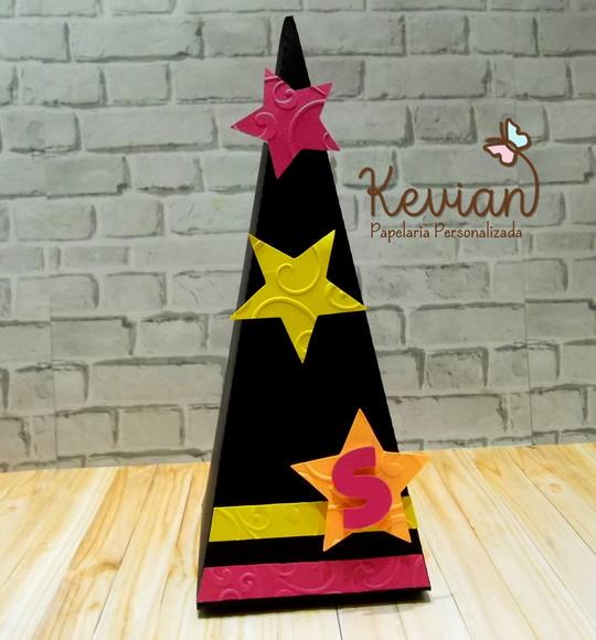 Caixa Piramide festa Neon