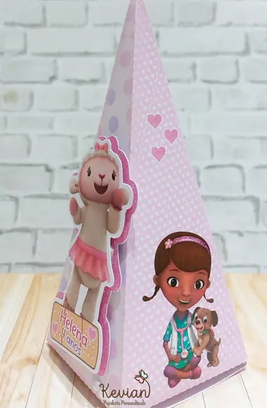 Caixa Pirâmide Doutora Brinquedos