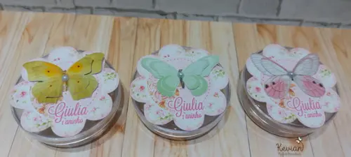 20 Latinha com Aplique Borboleta