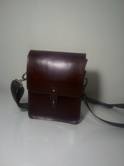 Bolsa Carteiro Vertical