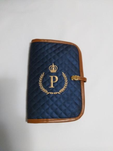 Mala de rodinha, bolsa passeio G e porta documentos