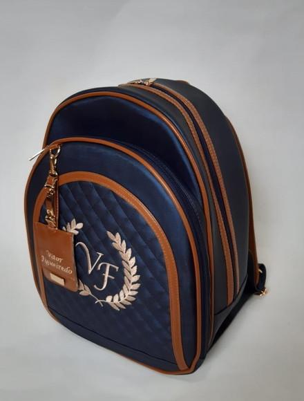 Mochila Modelo Street tamanho G