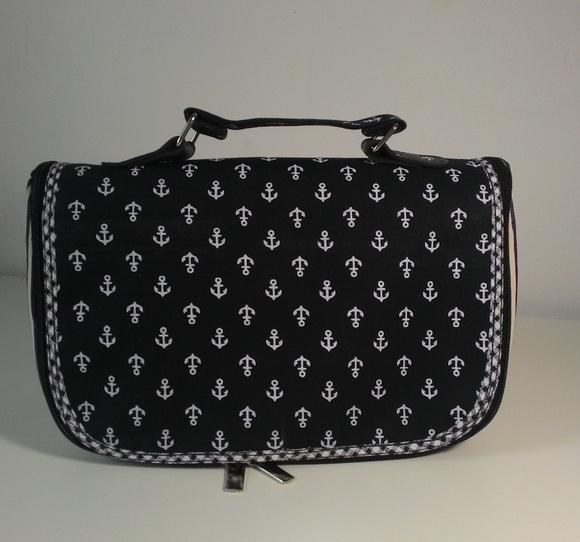 Necessaire