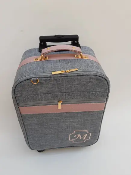 KIT LINHO MALA DE BORDO, MOCHILA TAM. G, NECESSAIRE, SAQUINH