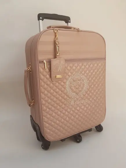 Mala de bordo, bolsa passeio M, frasqueira térmica.
