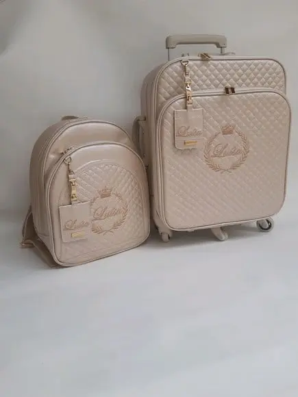 Mala de rodinha e.mochila tamanho grande