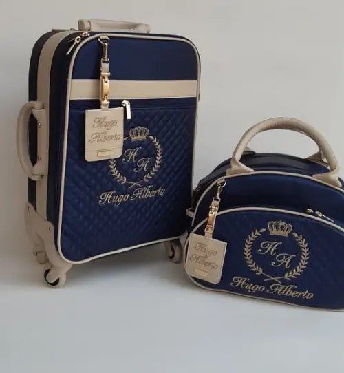 Mala de Rodinhas e Bolsa Passeio Média