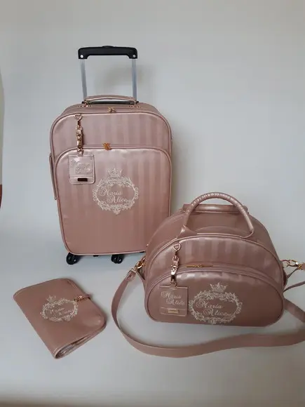 Mala de rodinhas,bolsa passeio M, trocador e porta documento