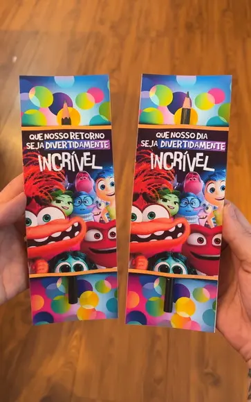 Cartão Personalizado com Lápis Divertidamente