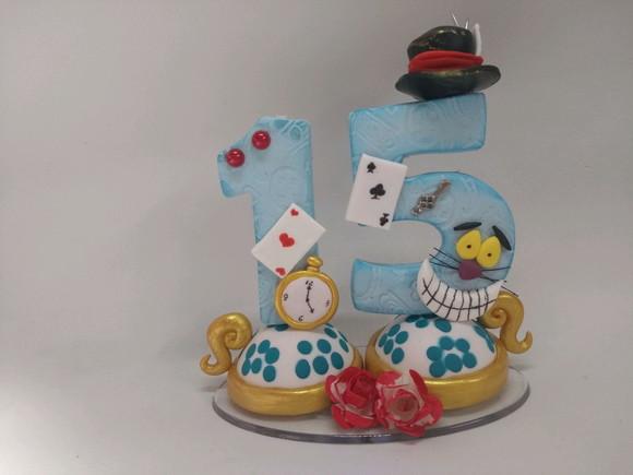 Velas de 15 Anos Alice no País das Marav
