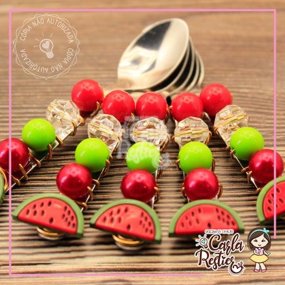 Colher Bordada Frutas Melancia