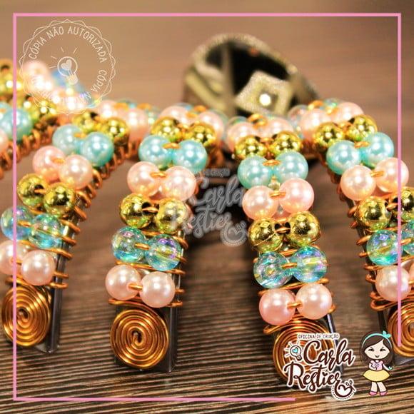 Colher Curva Decorada Rosa, Azul e Dourado