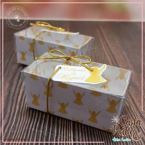 Caixa para 2 Doces Tampa de Acetato Batizado Dourado