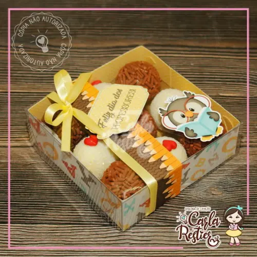 Caixa para 9 Doces Personalizada