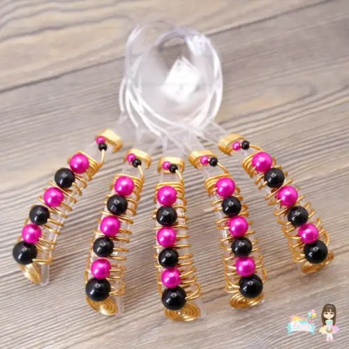 Colher Curva Decorada Preto e Pink ,