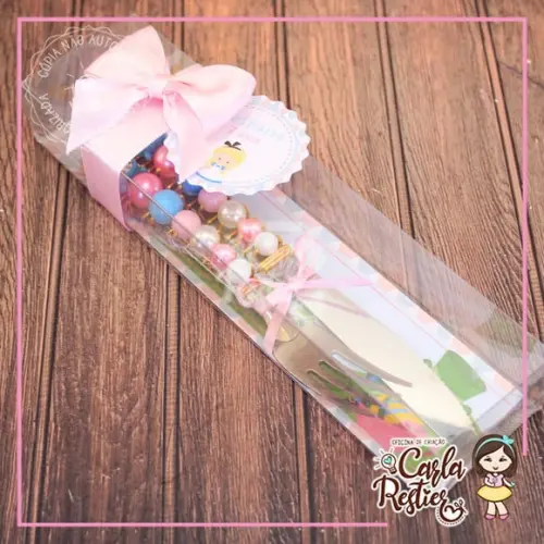 Kit Garfo e Faca Bordados Alice no País das Maravilhas