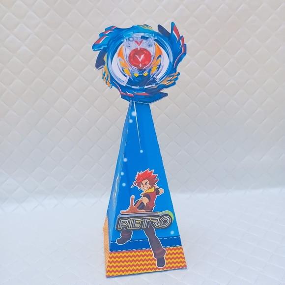 Kit 20 Caixas Cone/pirâmide Lembrancinhas Beyblade