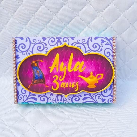 Caixa Kit Kat Personalizado Jasmine Luxo - 20 Peças