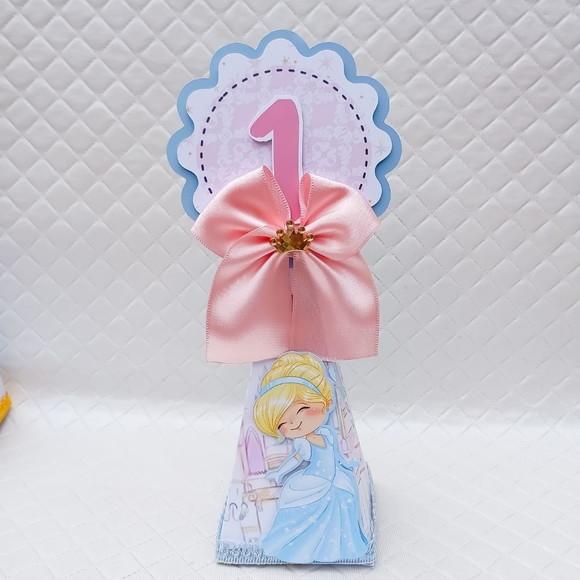 Caixa Cone/pirâmide Princesas da Disney Baby - 20 Peças