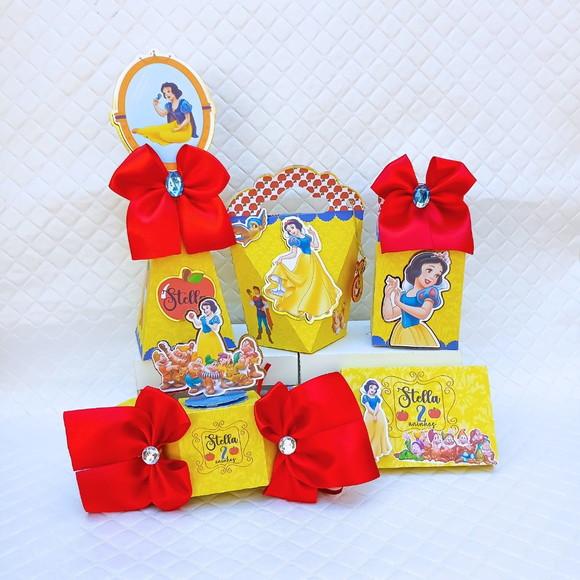 Kit 20 Caixas Personalizado Branca de Neve