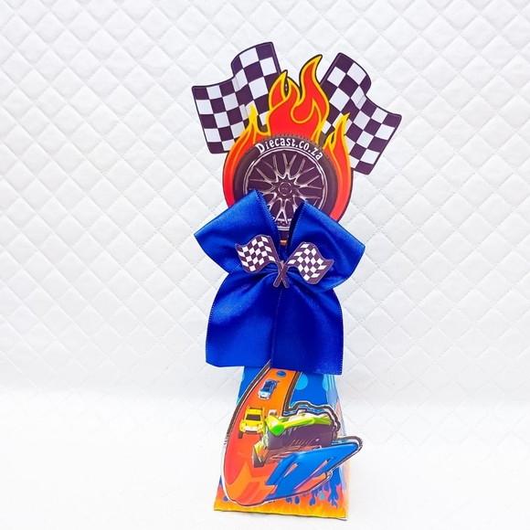 Caixa Cone/pirâmide Personalizado Hot Wheels -20 Peças