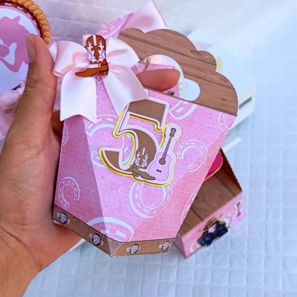Caixa Coração Personalizado Boiadeira-ana Castela - 20 Peças