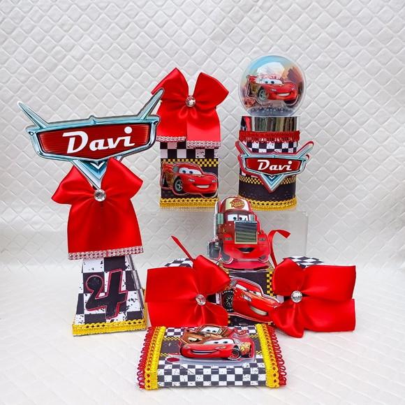 Kit 20 Caixas Personalizados Carros Luxo