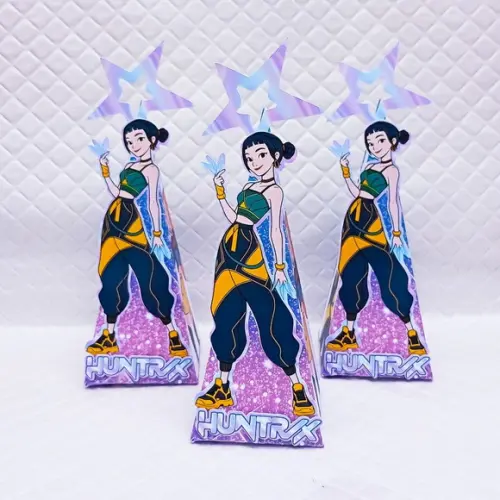 Caixa Cone/pirâmide Zoey - Guerreiras K-pop - 20 Peças
