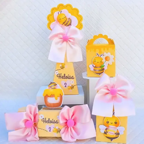Kit 40 Caixas Personalizados Abelhinha
